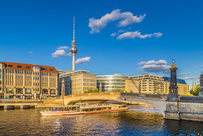 Die Spree in Berlin Mitte