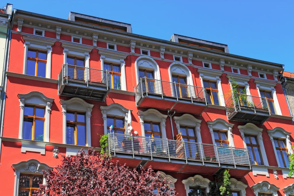 Period apartment buildings in Germany benefit from high real estate valuation