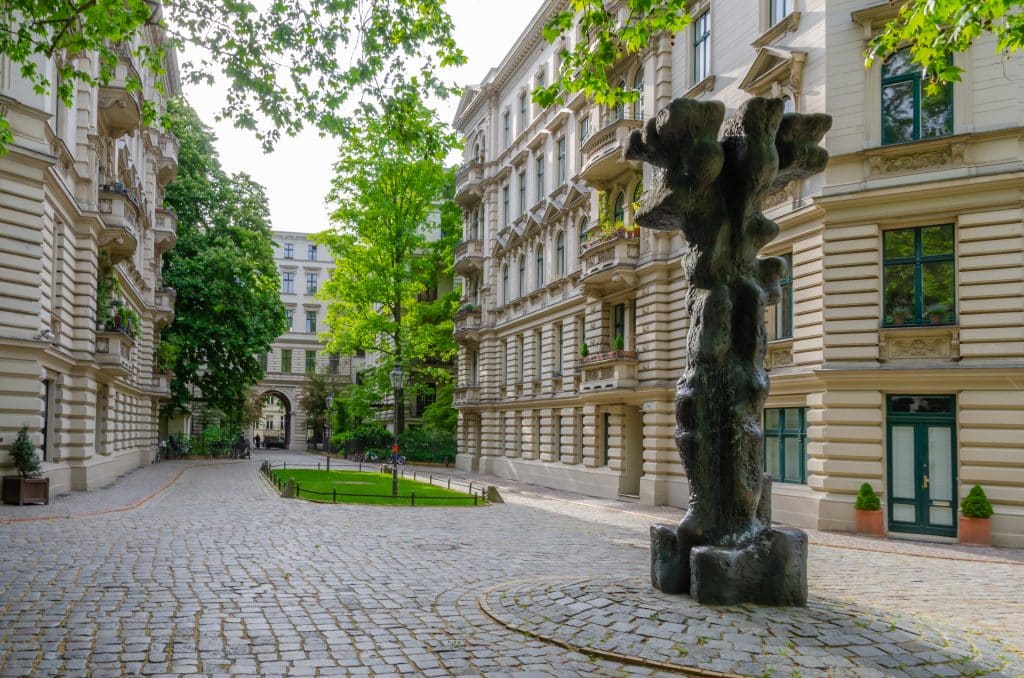 Skulptur im Riehmers Hofgarten