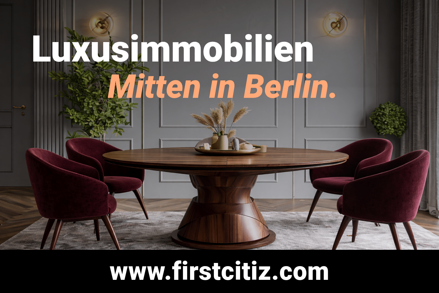 Esstisch mit 2 Stühlen in luxuswohnnung in Berlin