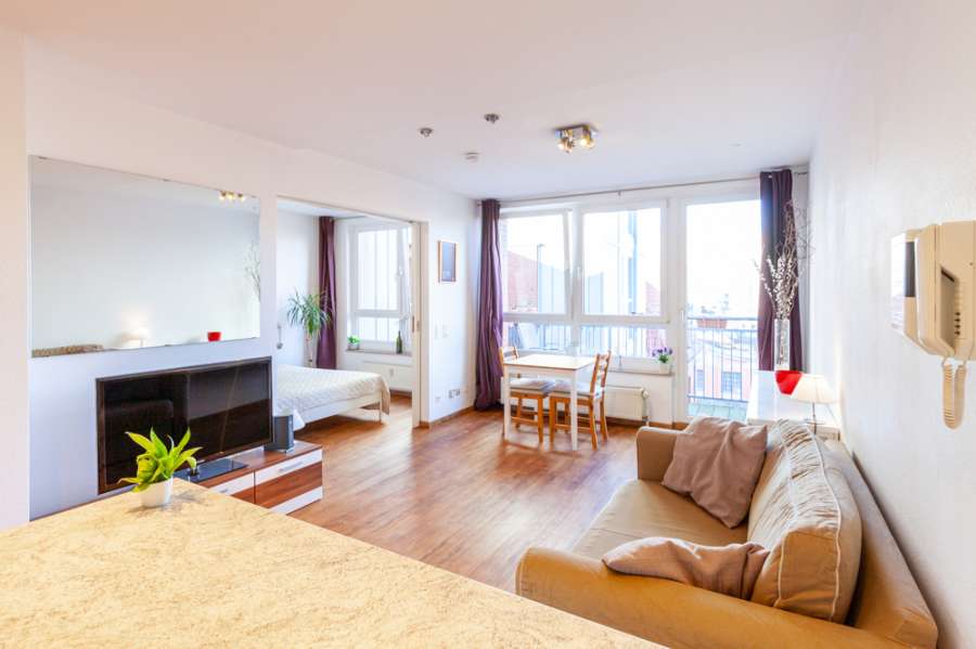 Sold! Charming 2 room apartment for sale in Berlin Prenzlauer Berg - Titelbild