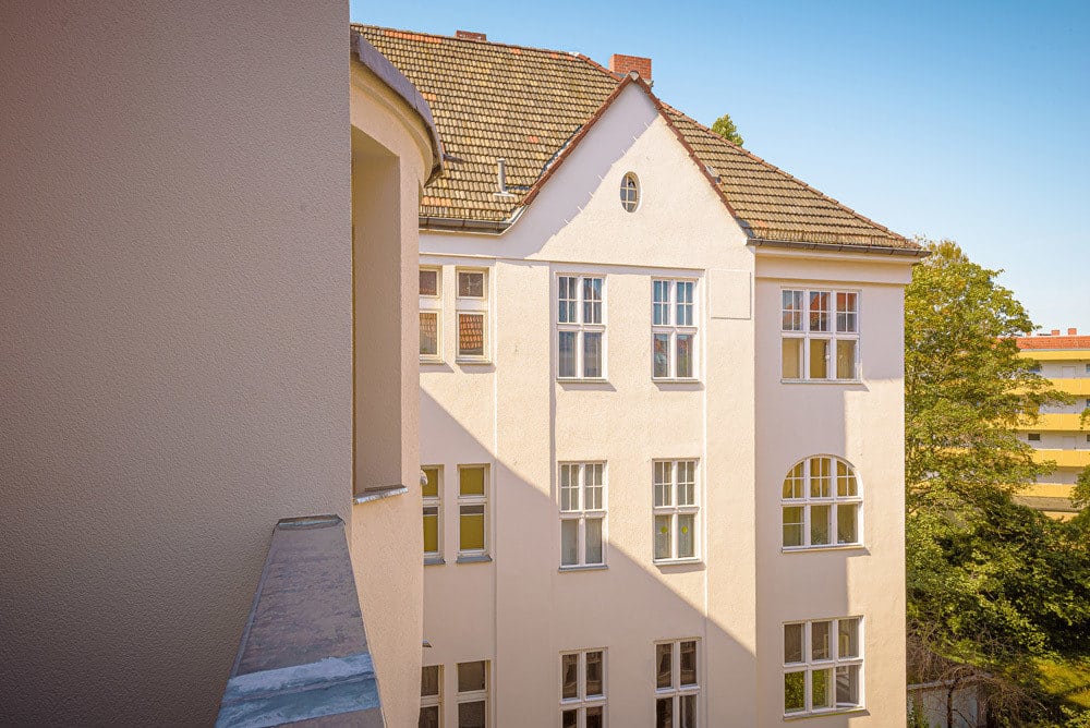 Qlistings - Smart long-term investment: large 4-room apartment in Steglitz Property Image
