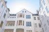 Top location in Steglitz: tenanted 4 rooms 2 balconies and high potential - Bild