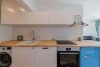 Renovated, furnished & ready to move! 2-room apartment next to the river - Bild