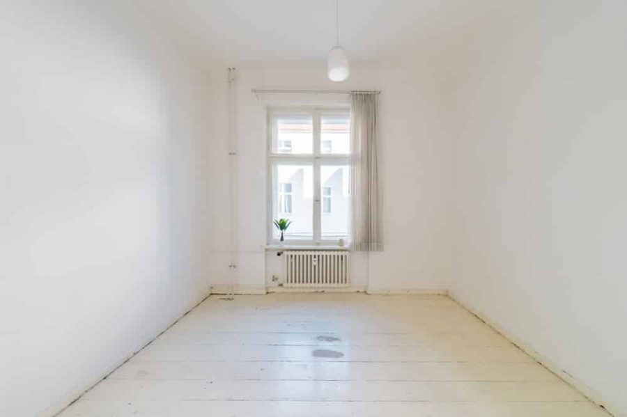Charming vacant 2-room apartment near Charlottenburg Palace for sale - Bild
