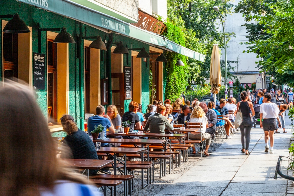 Qlistings - Profitable investment: Spacious studio apartment near East Side Galery Property Image