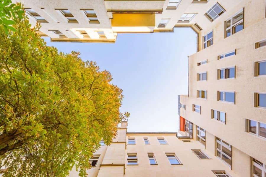 Investment for the future: 2 room apartment next to Berlin-Mitte - Innenhof