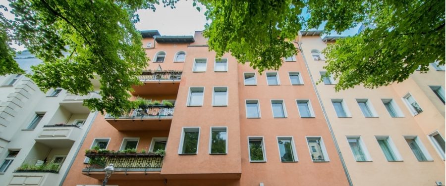 Sold: Charming 2-room apartment with spacious balcony in front of Schillerkiez - Neukölln - Bild