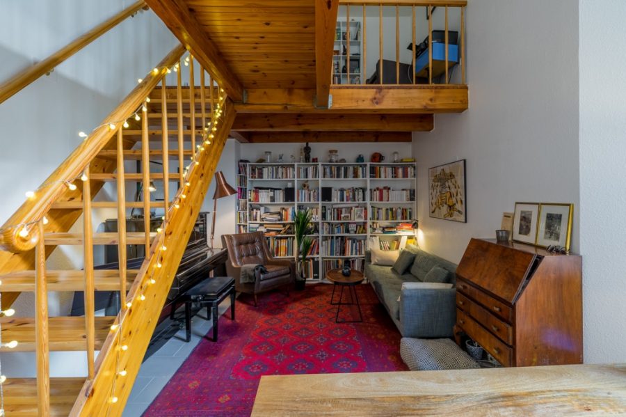 Sold with First Citiz: Unique 2-room Duplex apartment on Kastanienallee! - Bild