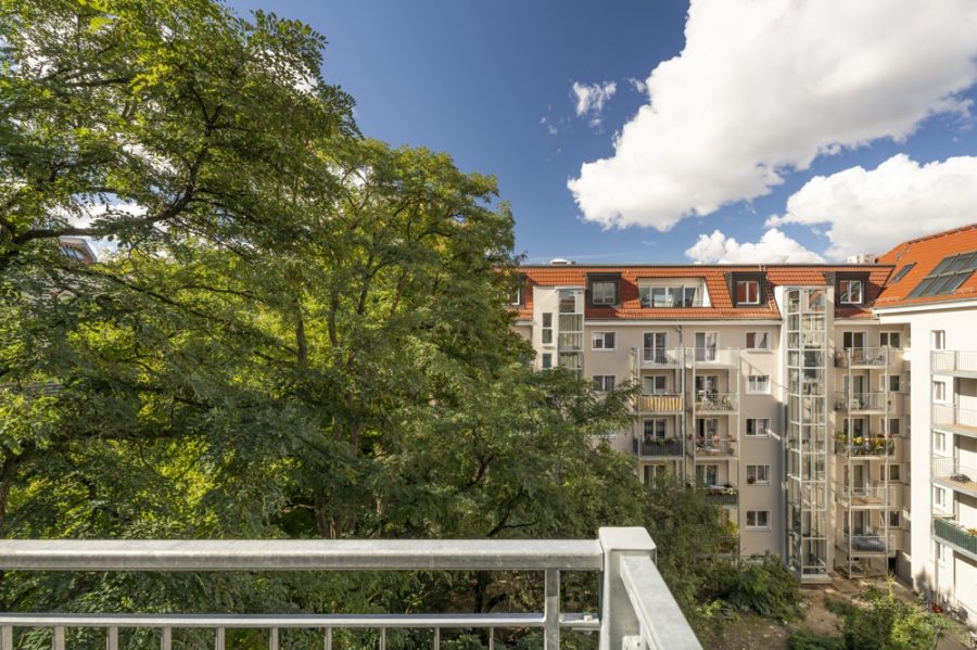 Neulich verkauft! Gemütliche 3-Zimmer-Wohnung mit Balkon in beliebter Lage Neuköllns - Bild