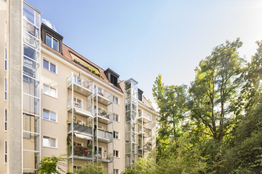 Продано нашим агентством: 3-комнатная квартира с просторным балконом в самом центре Нойкельна - Bild