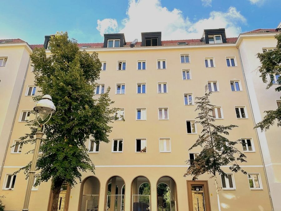 Продано нашим агентством: 3-комнатная квартира с просторным балконом в самом центре Нойкельна - Bild