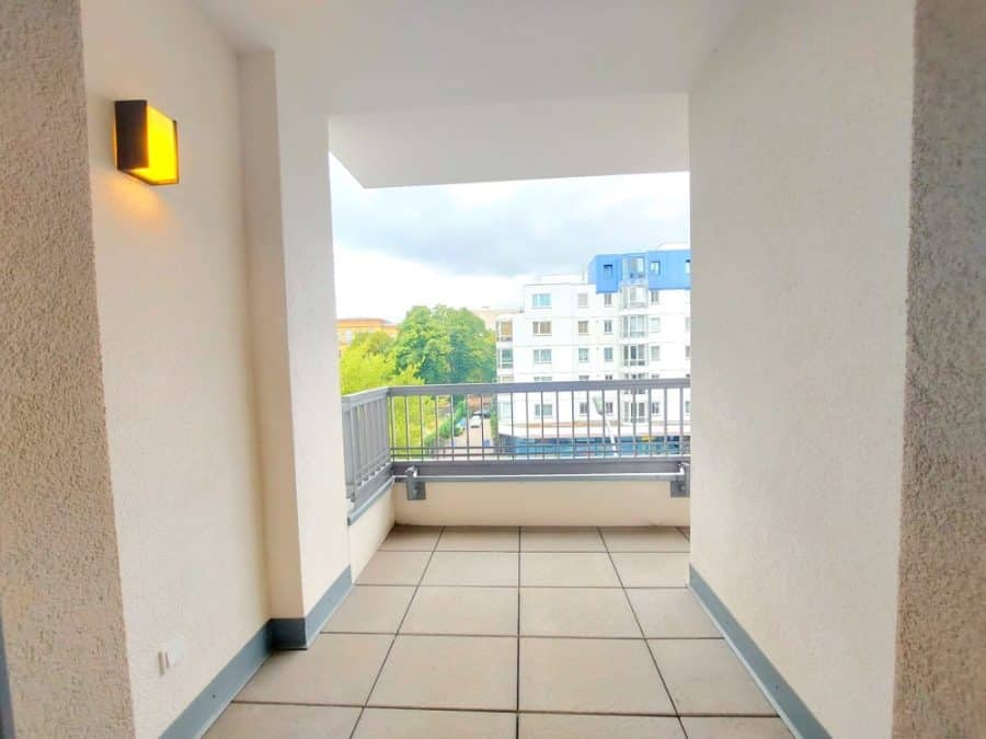 Verkauft: Luxus bezugsfreie 3-Zi-Wohnung mit Balkon nahe Ku'damm - Bild