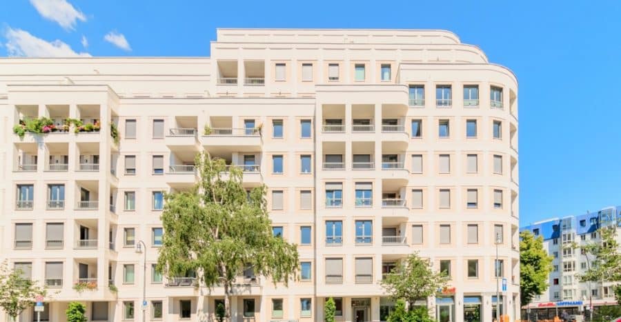 Sold: Ready to move: Sunny 2-bedroom family apartment with balcony in Schöneberg - Bild