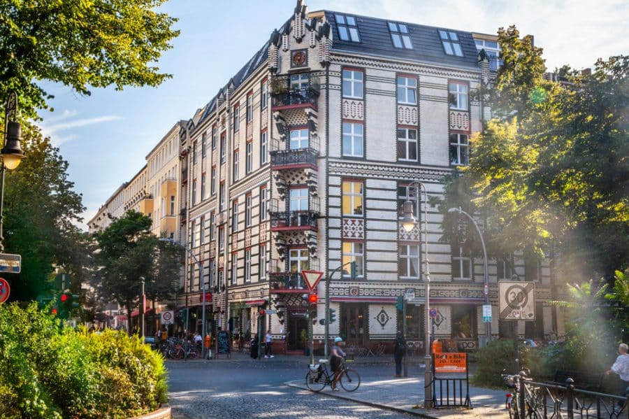 Brand-new 3-room apartment with large balcony in front of Winterfeldtplatz - Bild
