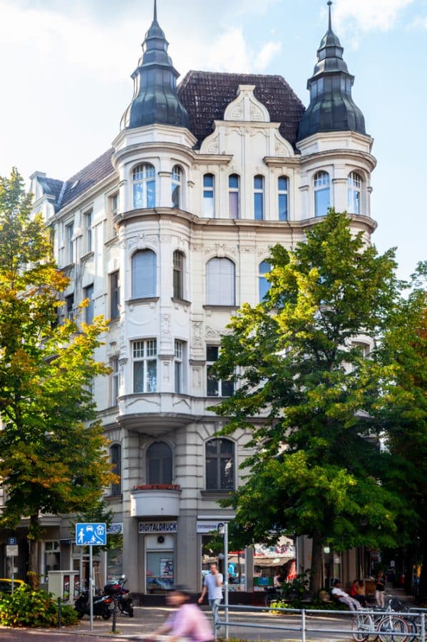 Recenly Sold ! Transformable into 2-room apartment with balcony next to Viktoria-Luise-Platz - Bild