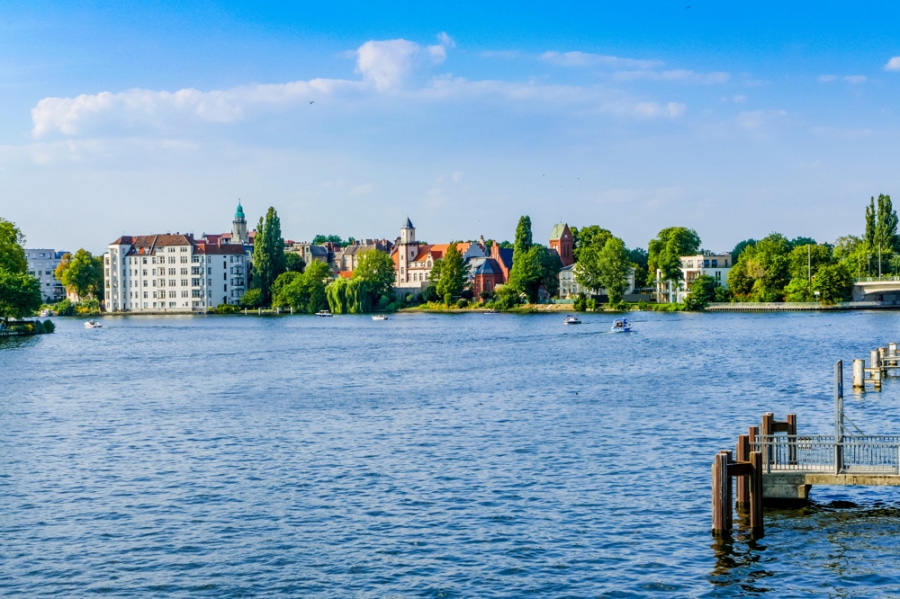 Unique Water Front Living: Exclusive luxury 4-room Penthouse right by Müggelspree - Müggelsee