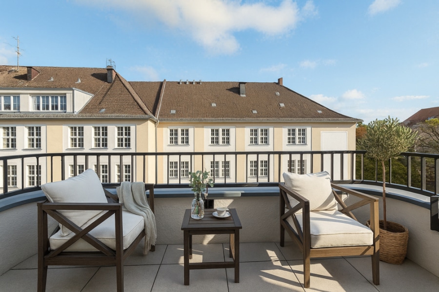 Luxurious 2-room apartment with large balcony in front of Winterfeldtplatz - Bild