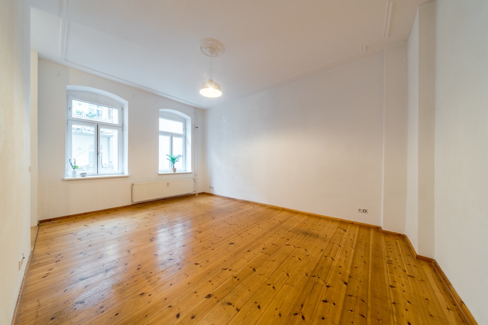 Qlistings - Ready-to-move apartment with spacious balcony in Samariterkiez in Friedrichshain Property Image