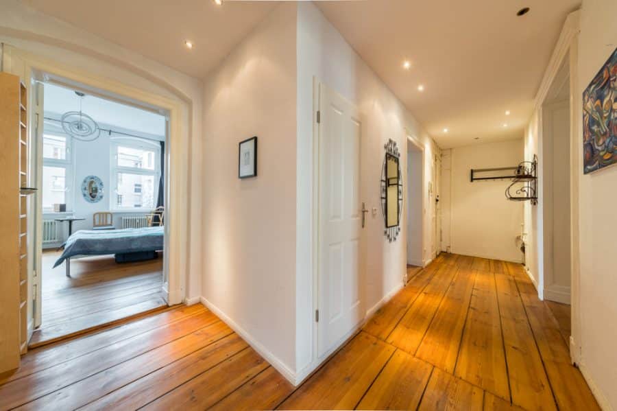 Sold! Perfect Family Home: Charming 3-room apartment next to Fritz-Schloß-Park - Bild