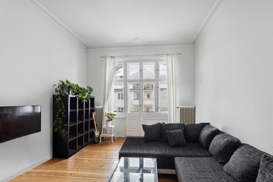 Ready to move-in! Charming 2-room apartment with balcony close to Arminius Market Hall - Cover photo
