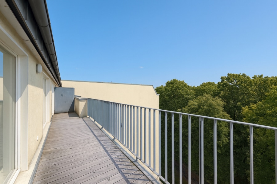 Kollwitzstplatz: 5-room Penthouse with Roof Terrace, Wasserturm & Skyline views - Bild