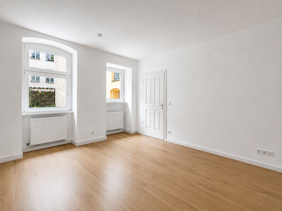 Ready to move! Newly Renovated Spacious 3 Room Apartment in Moabit - Bild