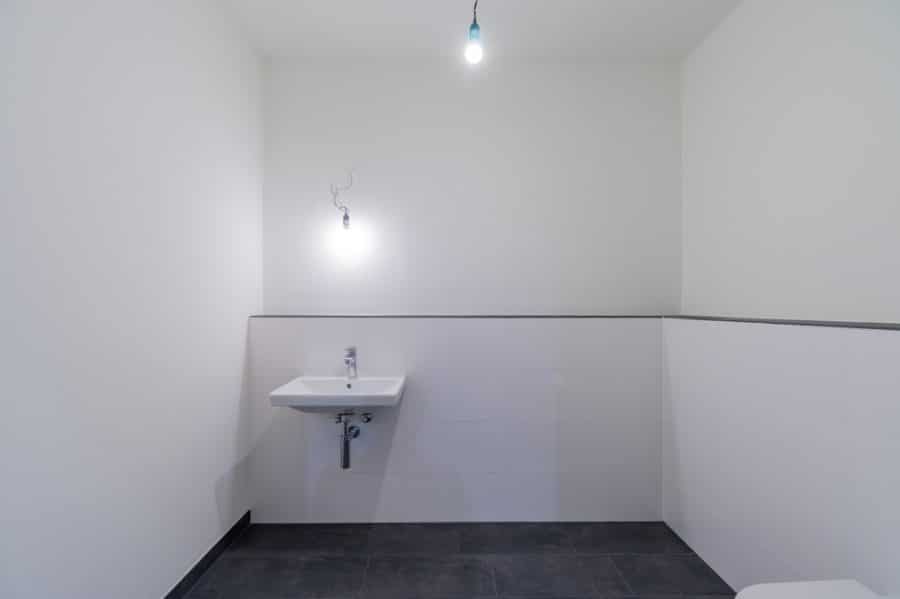 Sold by First Citiz: Strong yield commercial unit for sale in Mitte - possible for self use - Bild