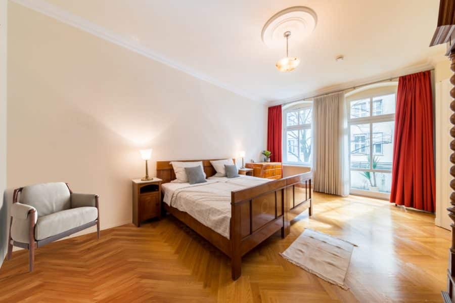 Ready to move in! Beautiful Altbau 2/3 room apartment with balcony in Charlottenburg - Bild