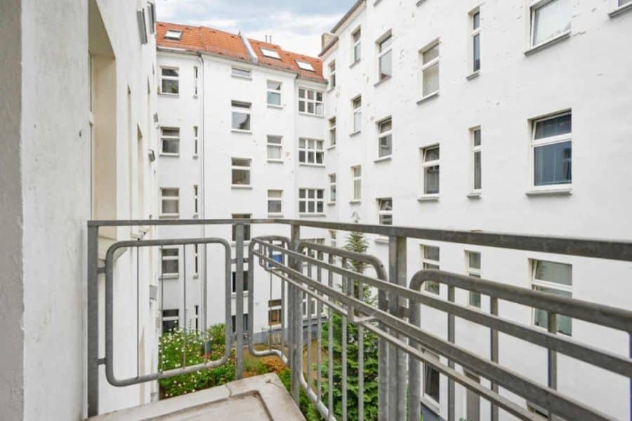 Renovated 1 room apartment in Prenzlauer Berg - Balkon
