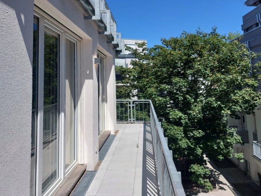 Neulich verkauft: Weitlingkiez: bezugsfreie 1-Zi Neubauwohnung mit Balkon - Bild
