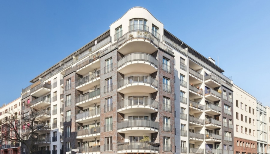 Vacant 4-room apartment with two balconies near Potsdamer Platz and Gleisdreieck - Bild