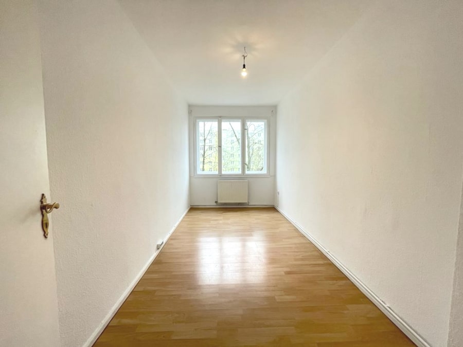 Ready to move! 3-room apartment next to Mauerpark with South-West balcony - Bild