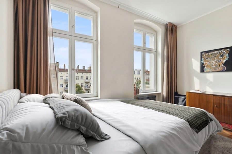 Ready to move-in: Bright 2-rooms apartment with balcony in Prenzlauer Berg's top location - Bild